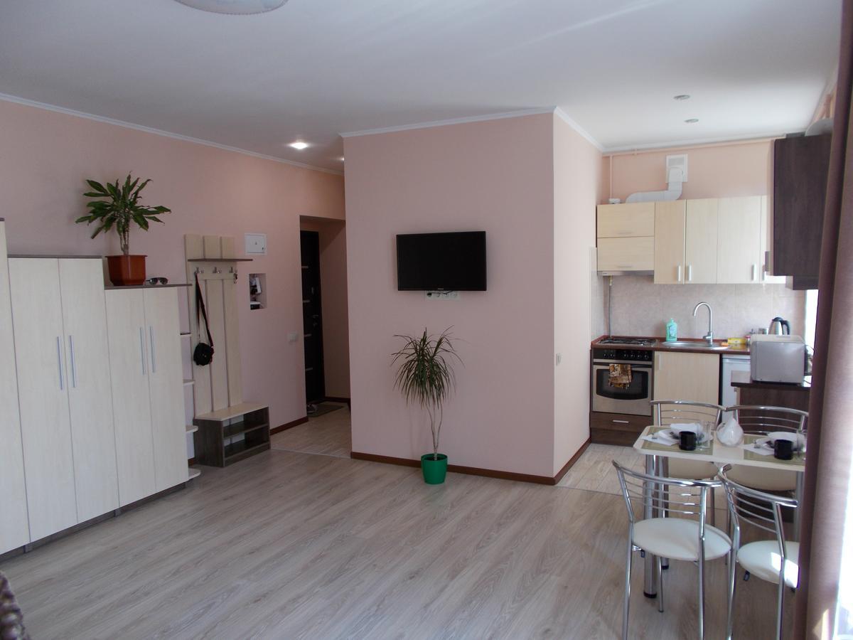 Apartment Near The Forum Mall Lviv Luaran gambar