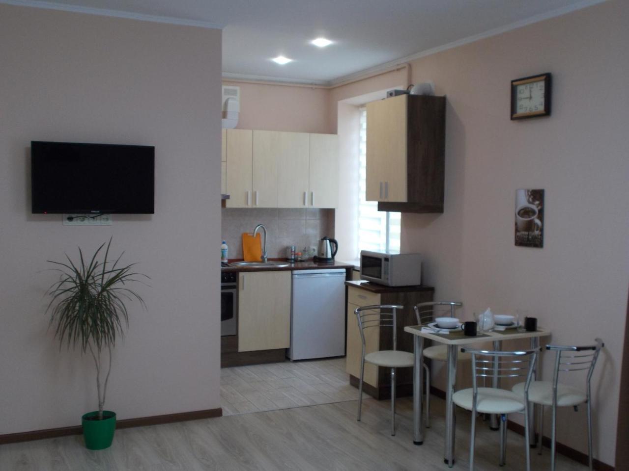 Apartment Near The Forum Mall Lviv Luaran gambar