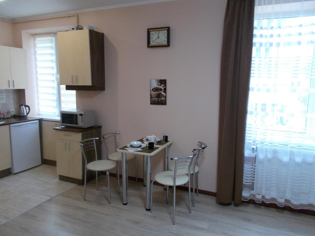 Apartment Near The Forum Mall Lviv Luaran gambar