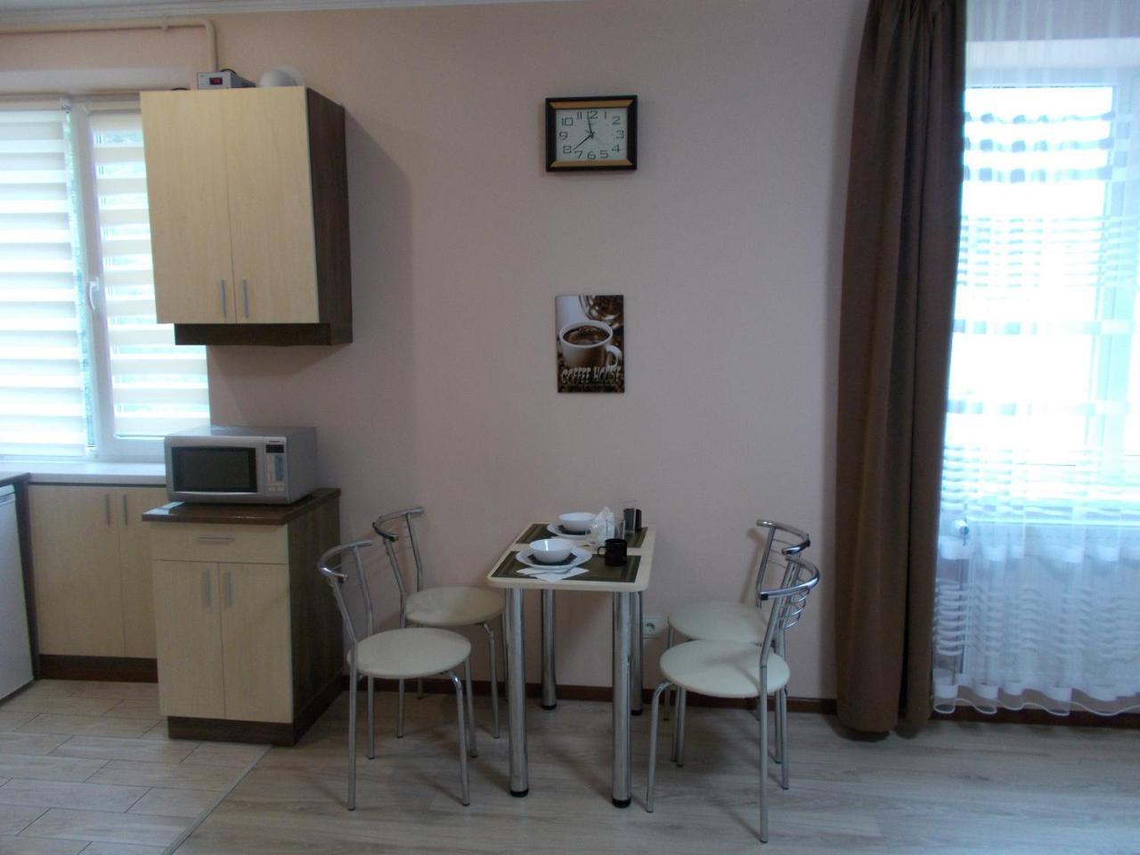 Apartment Near The Forum Mall Lviv Luaran gambar